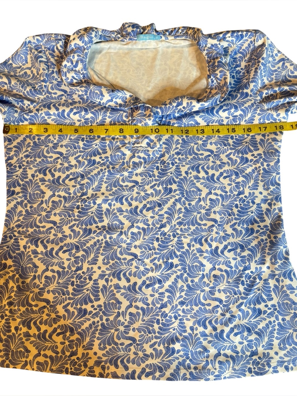 J McLaughlin Catalina Cloth Ruffle Neck Blue White Floral Top Size M - Picture 8 of 10